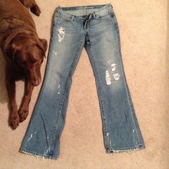 Guess distressed jeans size 27