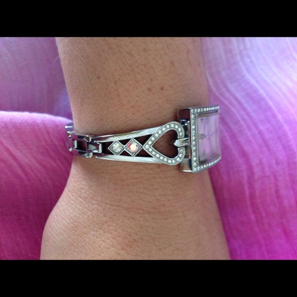 🚫SOLD IN BUNDLE🚫💘Rhinestone GUESS watch!💘 - Picture 3 of 4