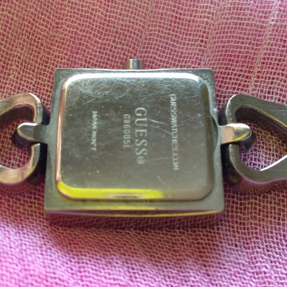 🚫SOLD IN BUNDLE🚫💘Rhinestone GUESS watch!💘 - Picture 4 of 4