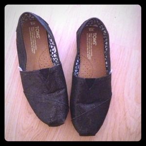 TOMS