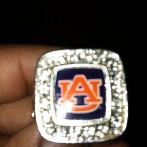Auburn Adjustable Ring