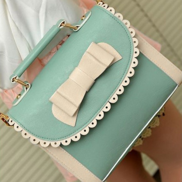 Host Pick! Green Korean Bow Messenger Bag