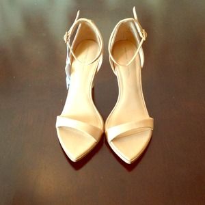 Zara Sexy Minimalist Nude Stiletto (38 / 7.5)