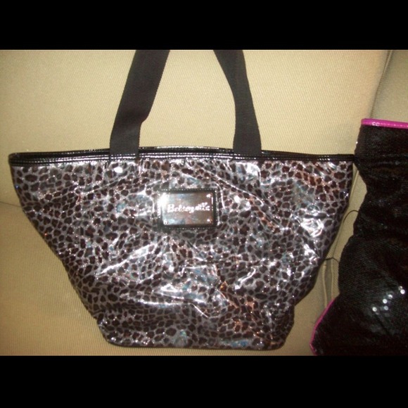Betseyville Purse