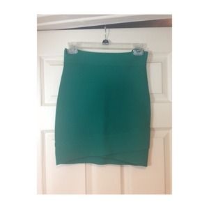 NEW BCBGMaxAzria Kelly Green High Waist Skirt