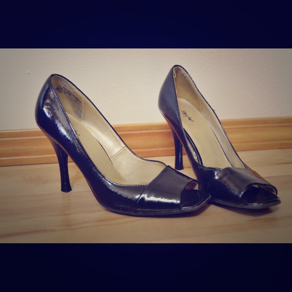 Black heels