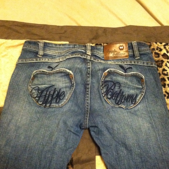 Apple bottom jeans