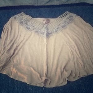 🌙🌞❌GONE❌🌞🌙Unique poncho style top!!