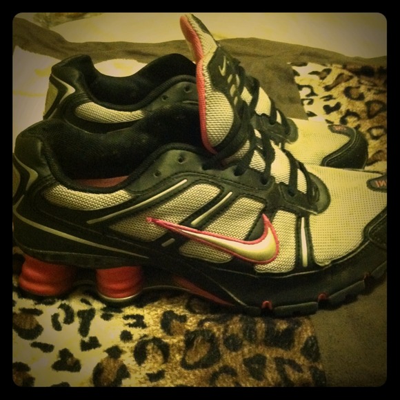 Nike shocks