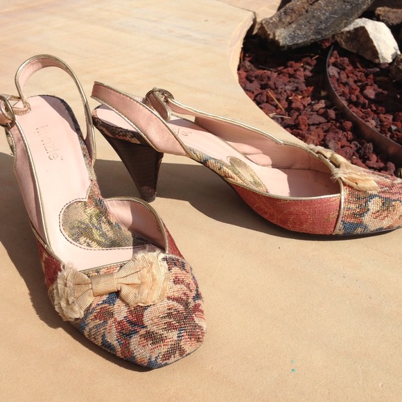 Kenzie tapestry heels