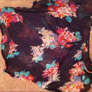 Floral top