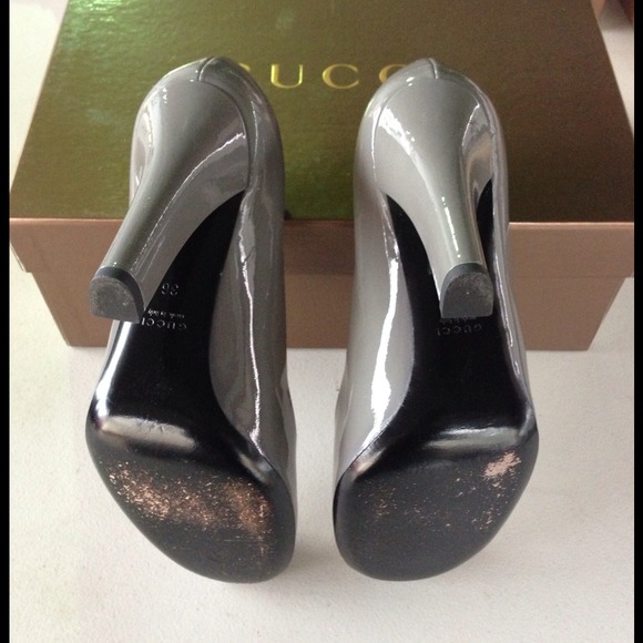 ~SOLD~ Gucci pumps - Picture 4 of 4