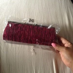 💓😍Brand new clutch burgundy💓😍