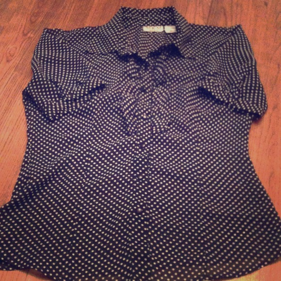 SOLD in Bundle  shirt