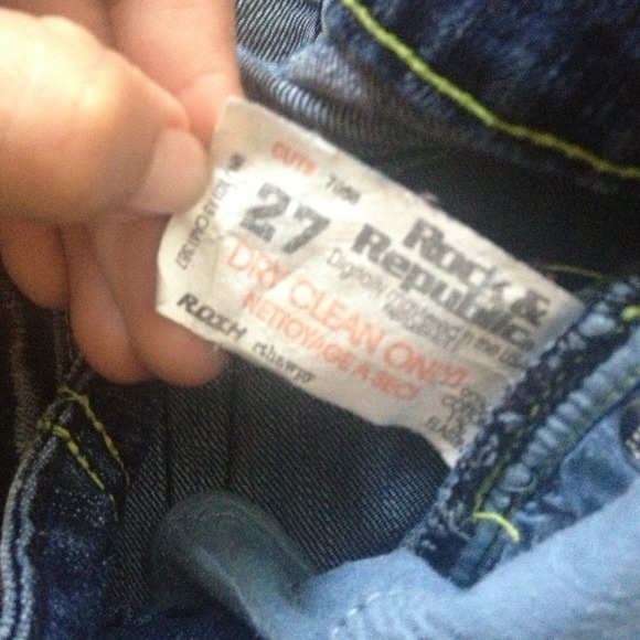 Sold - Picture 2 of 4