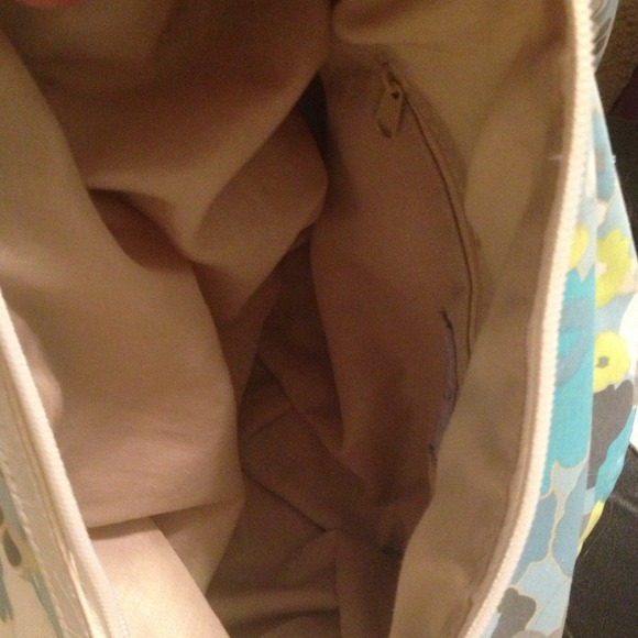 Purse - Picture 2 of 3
