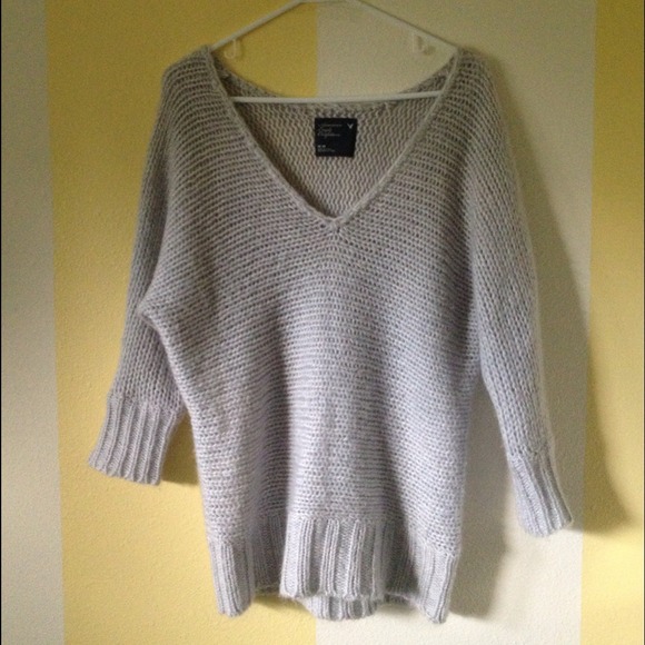 Slouchy Soft Gray American Eagle Sweater