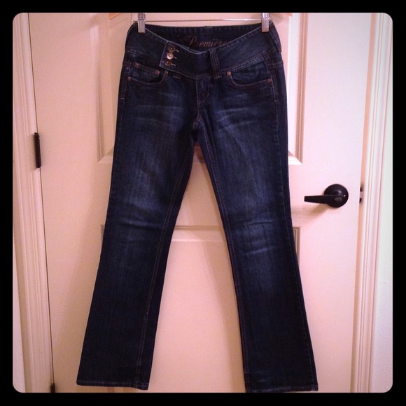Boot cut jeans