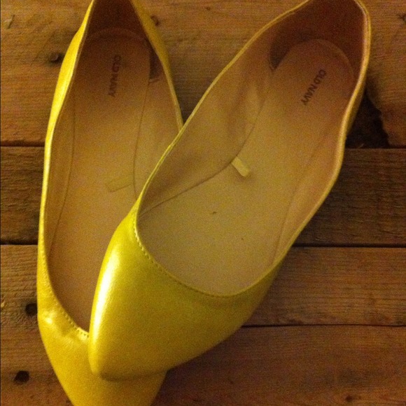 Old navy chartreuse flats