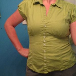 Banana Republic green button down top sz 14