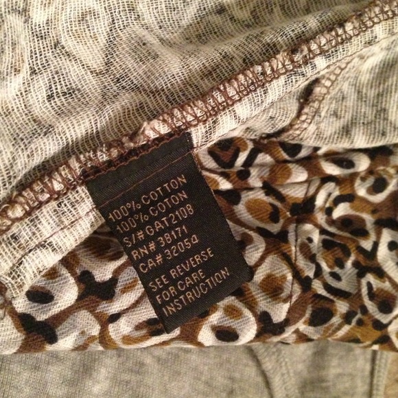 ✨HOST PICK✨Animal Print Cropped Bodice Bandeau Top - Picture 4 of 4