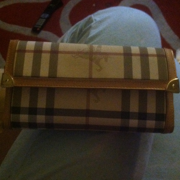 Burberry wallet