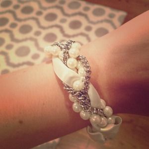 Pearl and ribbon bracelet