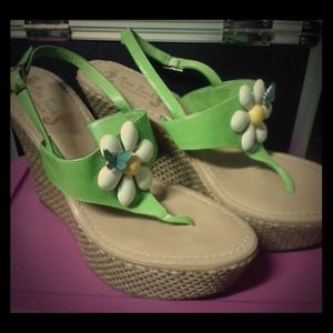 *SO CUTE* Great for the summertime!!