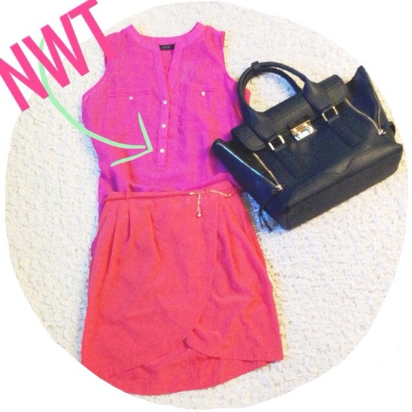 ❌💢Sold in bundle💢 ❌Pink blouse