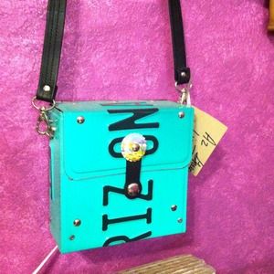 Arizona mint green bag