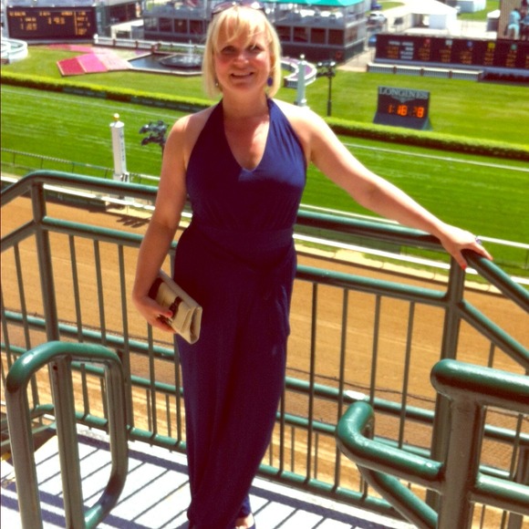 Navy Blue halter outfit. - Picture 1 of 1
