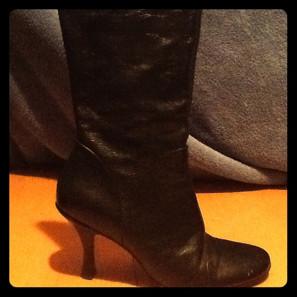 REDUCED Kenneth Cole Leather Boots