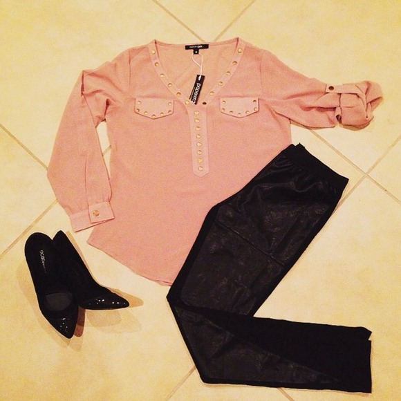 **SOLD in BUNDLE** Studded Chiffon Blouse - Picture 1 of 2