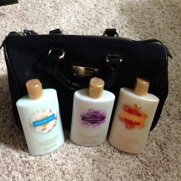 👍VICTORIA sECRET bundle👍