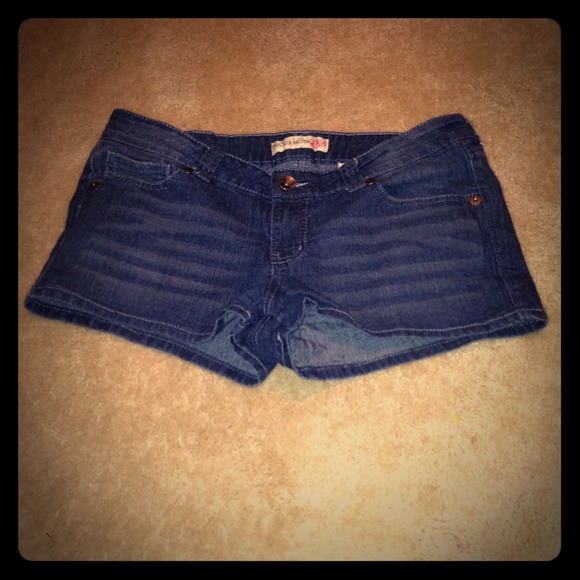 Dark jean shorts