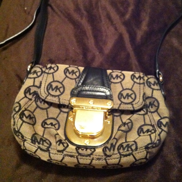 Michael Kors cross body