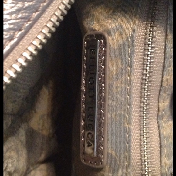 ✨ Reduced - Elliott Lucca Woven Shoulder Purse - Picture 2 of 3