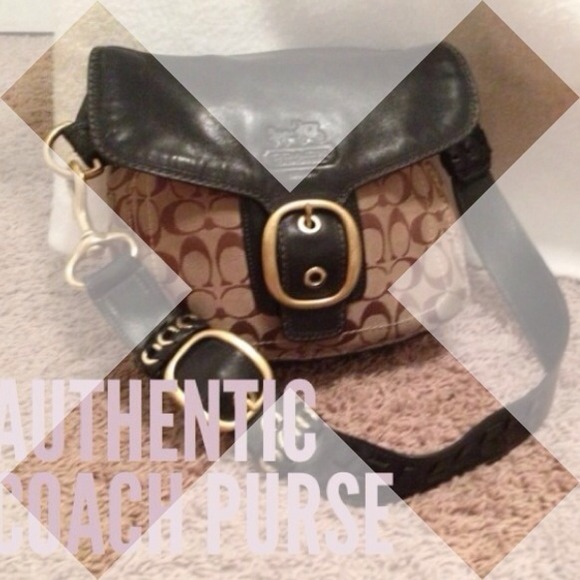 Coach Handbags - 🚨SOLD IN BUNDLE 🚨 Coach Purse!