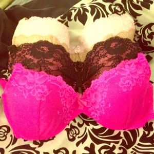 Bra bundle- 3 VS dream angles bras NWOT