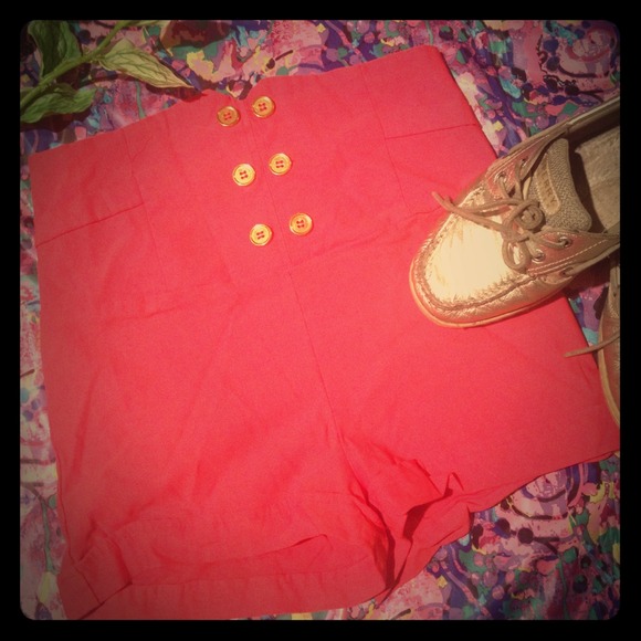 *SOLD LOCAL*High waist stretch shorts