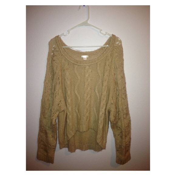 Cream/tan sweater!
