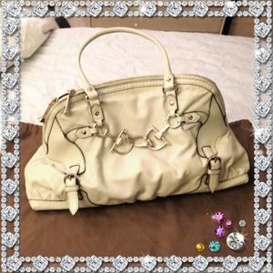 💯Authentic Gucci bag white full leather