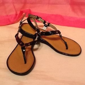 REDUCED Bandolino Thong Sandals