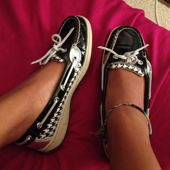 Black houndstooth pattern sperrys