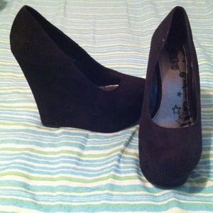 Black suede wedges