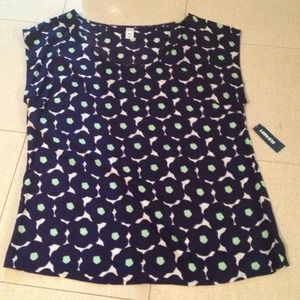 Flower & embroidered top Bundle!! For @fashion0119