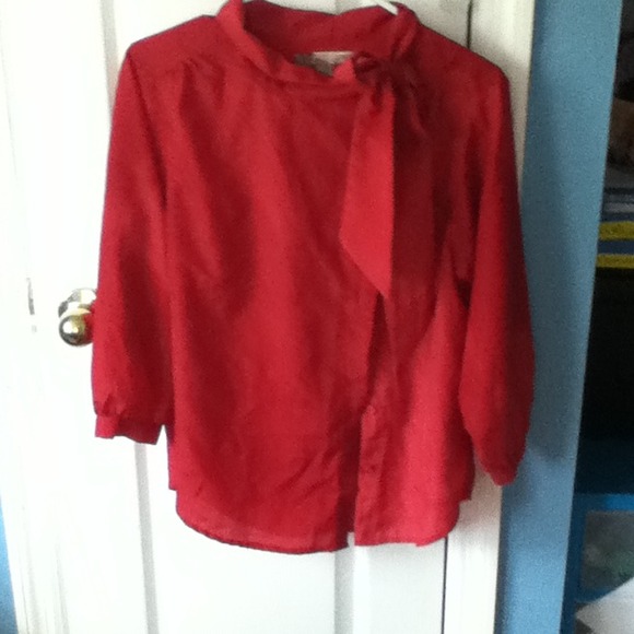 Red blouse - Picture 1 of 1