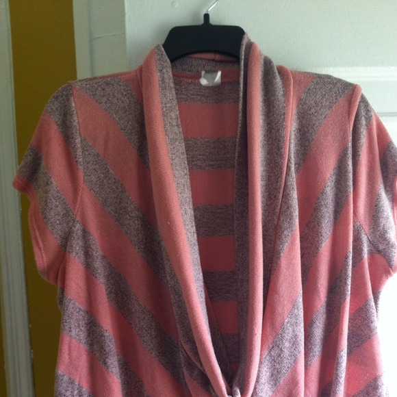 Dots lightweight knit top