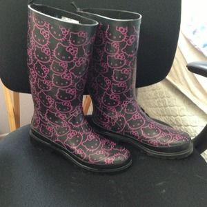 Hello kitty rain boots
