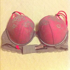 🚫ON HOLDVictoria's Secret Sexy Little Things Bra